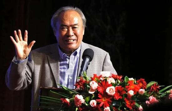 比基尼美女摔跤比赛